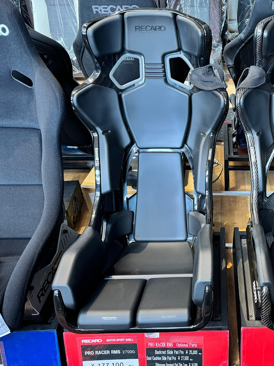 インプレッサ WRX STIの上から愛車・ワークエモーションZR10・GDBインプレッサ・GDBワイドボディ・フルバケットシートに関するカスタム事例の投稿画像2枚目