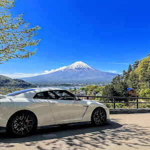 NISSAN GT-R R35