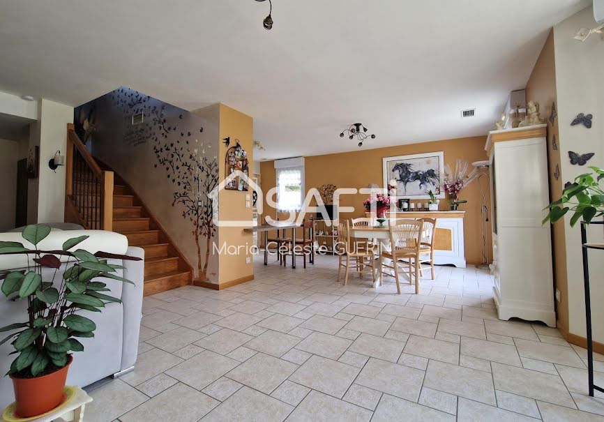 Vente maison 6 pièces 140 m² à Aincourt (95510), 384 000 €