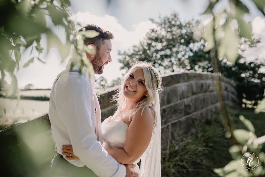Bryllupsfotograf Tash Louise Jones (loveluella). Bilde av 1 juli 2019