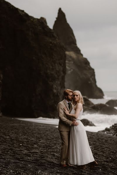 Photographe de mariage Michalina Dzianach (reykjavikphoto). Photo du 11 avril 2020