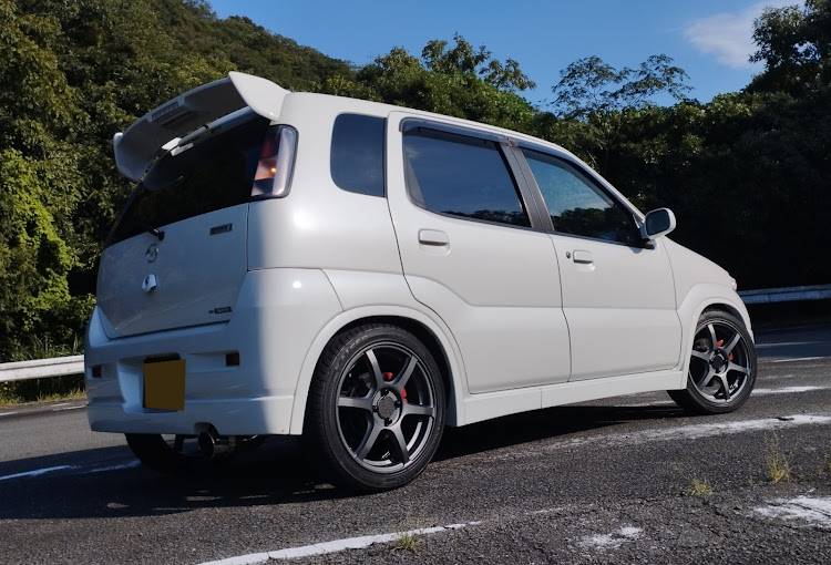 ラピュタのみんなでつくろうホイール図鑑・Keiワークス・RAYS gramLIGHTS 57C6・POTENZA Adrenalin SW005に関するカスタム事例の投稿画像3枚目