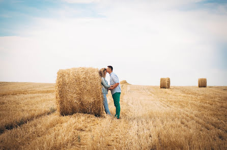 Hochzeitsfotograf Elena Radion (helencurly). Foto vom 25. September 2015