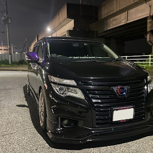 エルグランド TE52