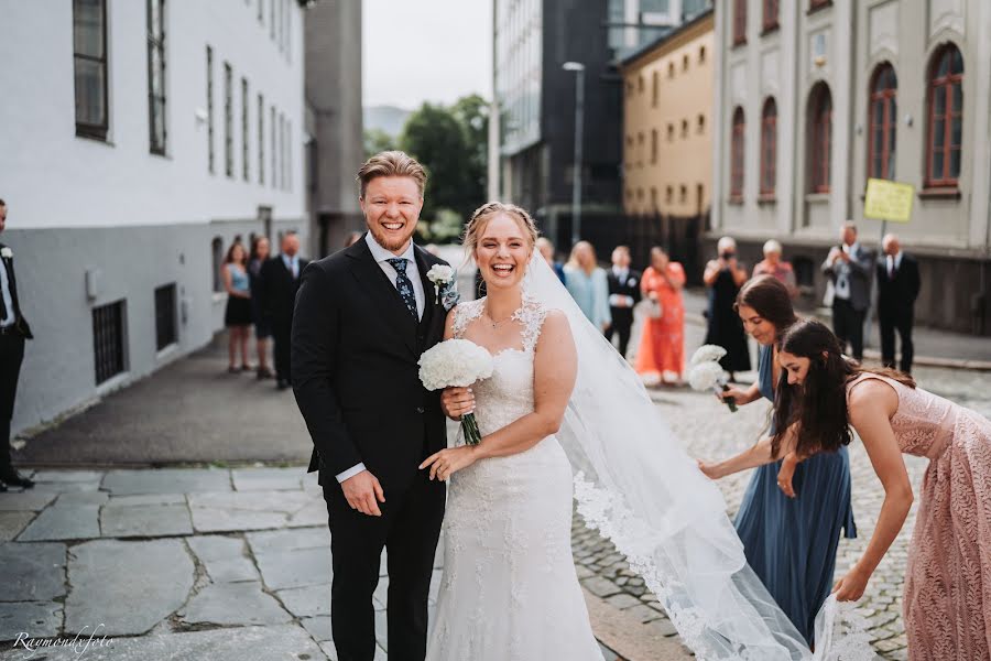 Wedding photographer Raymond Jocson (aqjunvy). Photo of 11 April 2023