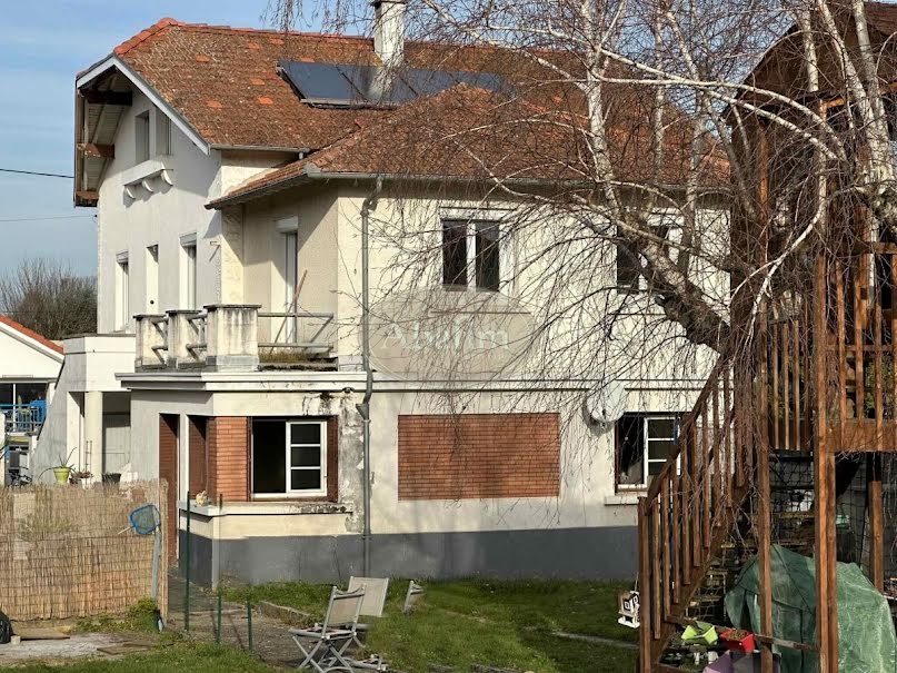 Vente maison 12 pièces 198 m² à Lannemezan (65300), 188 000 €