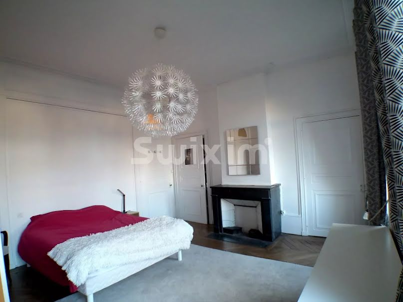 Vente appartement 7 pièces 218 m² à Lons-le-Saunier (39000), 395 000 €