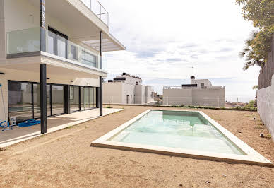 House with garden and terrace 4