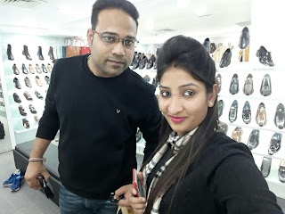 Nits at Foot Prints, Sahara Mall,  photos