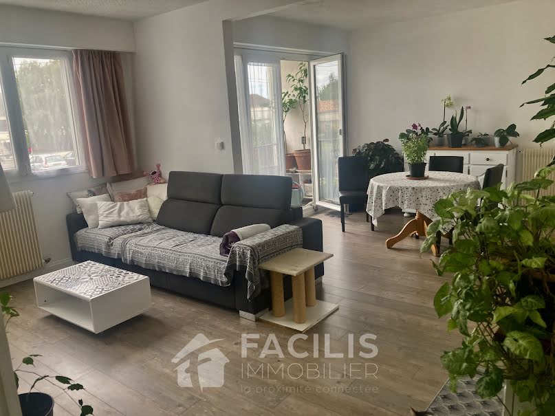 Vente appartement 4 pièces 84 m² à Saint-benoit (86280), 120 000 €