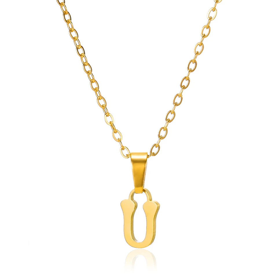 Collier avec petite lettre en acier inoxydable plaqué or 18K pour femmes, simple et élégant, parfait pour un usage quotidien ou un cadeau spécial.