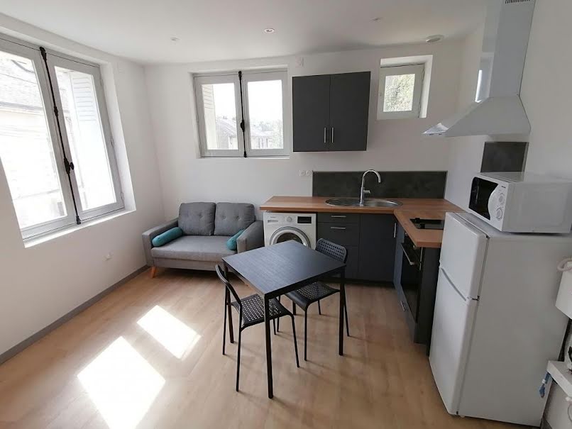 Location meublée appartement 1 pièce 24 m² à Poitiers (86000), 590 €