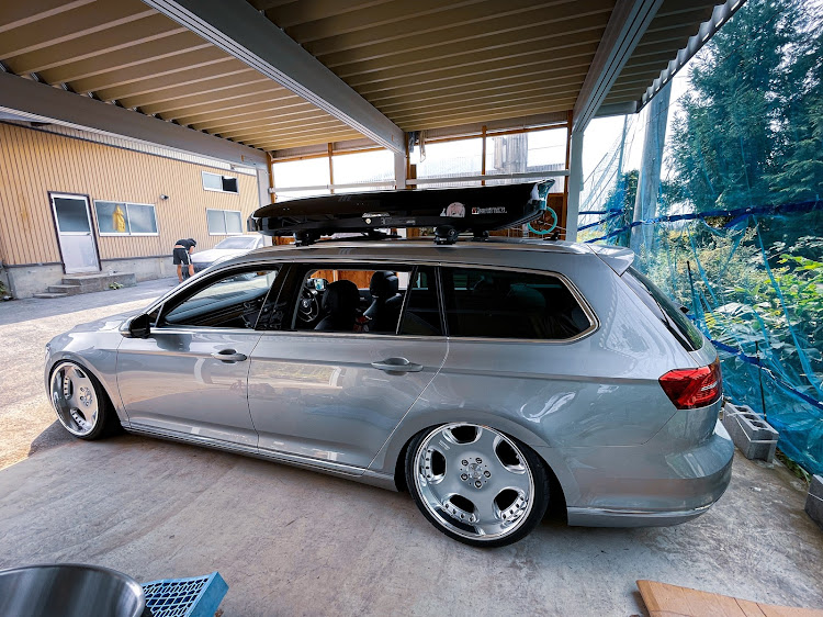 パサートヴァリアントのOZオペラ・フォルクスワーゲン・欧州車・山形県・ステーションワゴンに関するカスタム事例の投稿画像8枚目