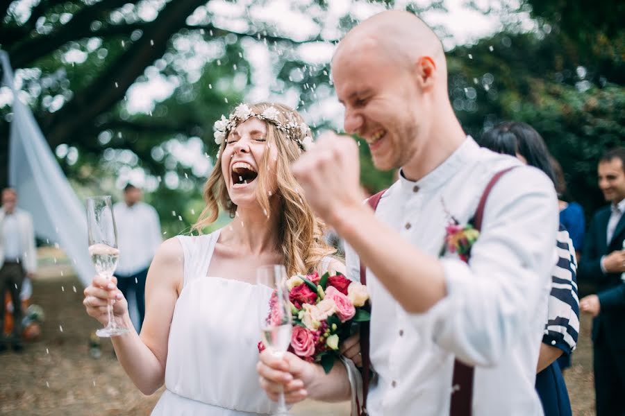 Wedding photographer Nastya Anikanova (takepic). Photo of 1 April 2016