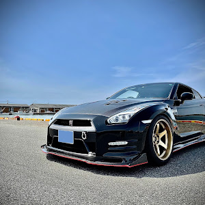 NISSAN GT-R R35