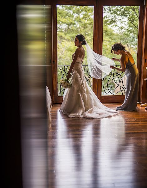 Fotografo di matrimoni Sergio Pucci (storiesweddingp). Foto del 13 giugno 2017