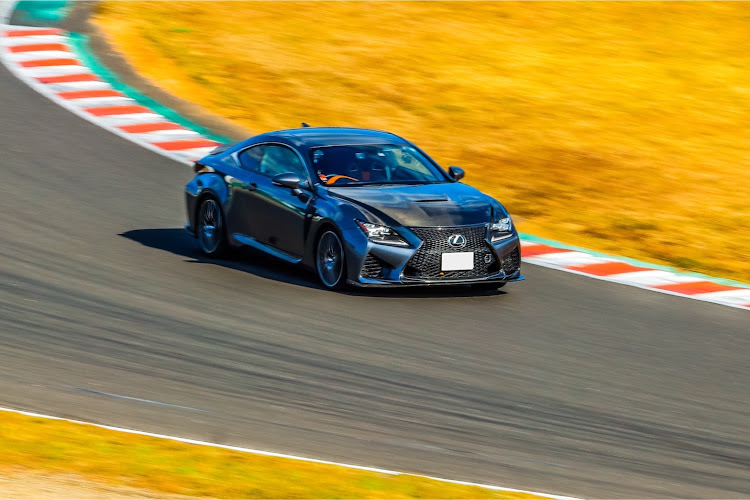 RC Fのレクサスオフ会・スポーツランドSUGO・スーパーGT 19号車に関するカスタム事例の投稿画像1枚目