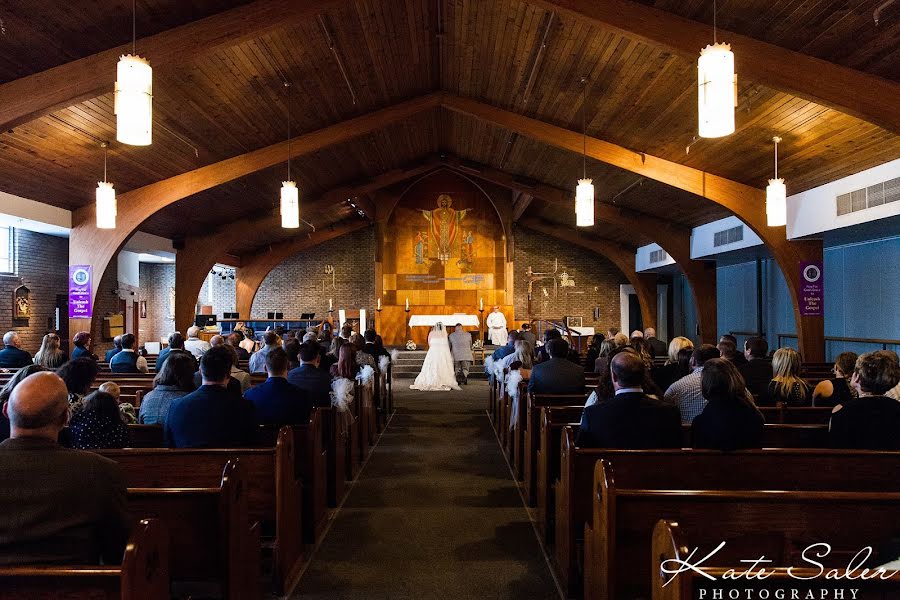 Wedding photographer Kate Saler (katesalerphoto). Photo of 10 March 2020