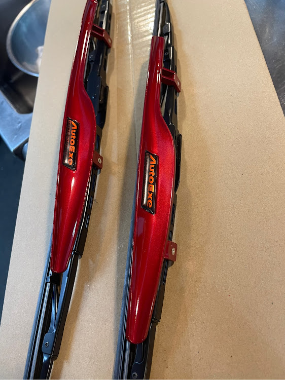 デミオのDIY・ワイパー塗装に関するカスタム事例の投稿画像1枚目