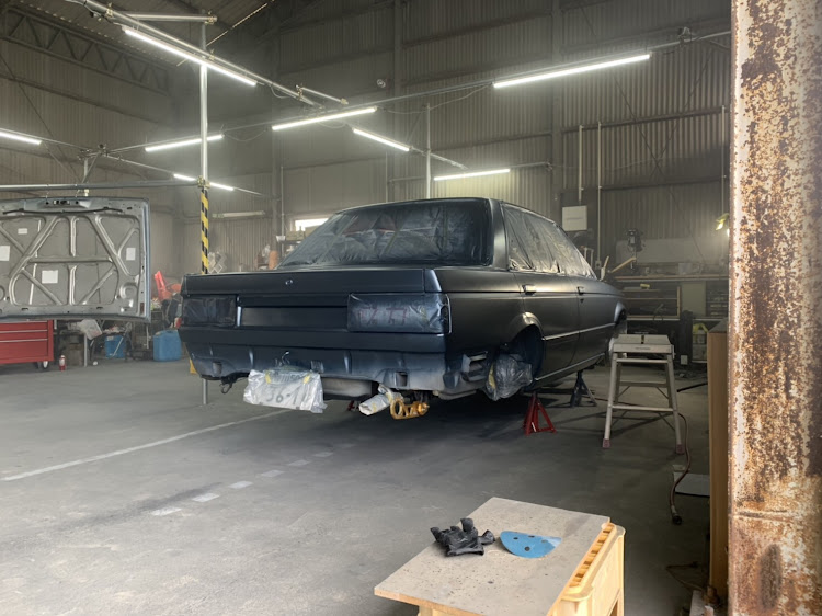 サニーの車高調整・DIY・シルビア・スカイラインに関するカスタム事例の投稿画像2枚目