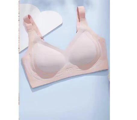 Sujetador deportivo de talla grande con ajuste suave para soporte. Comodidad y sujeción perfectas para tus entrenamientos.