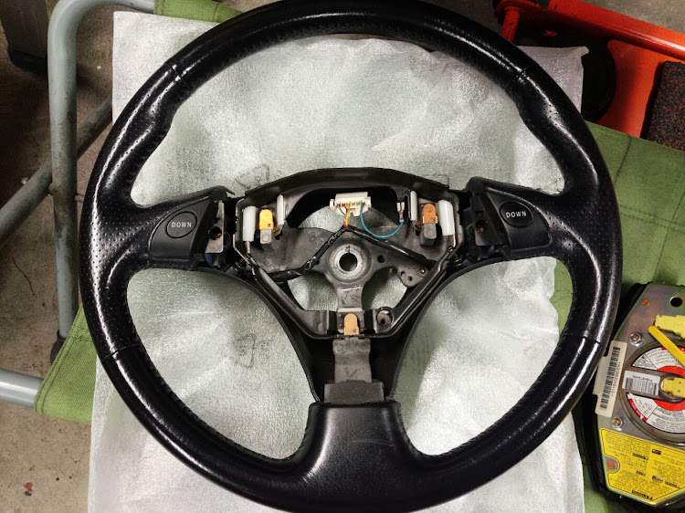 スープラのパドルシフト取付に関するカスタム事例の投稿画像4枚目