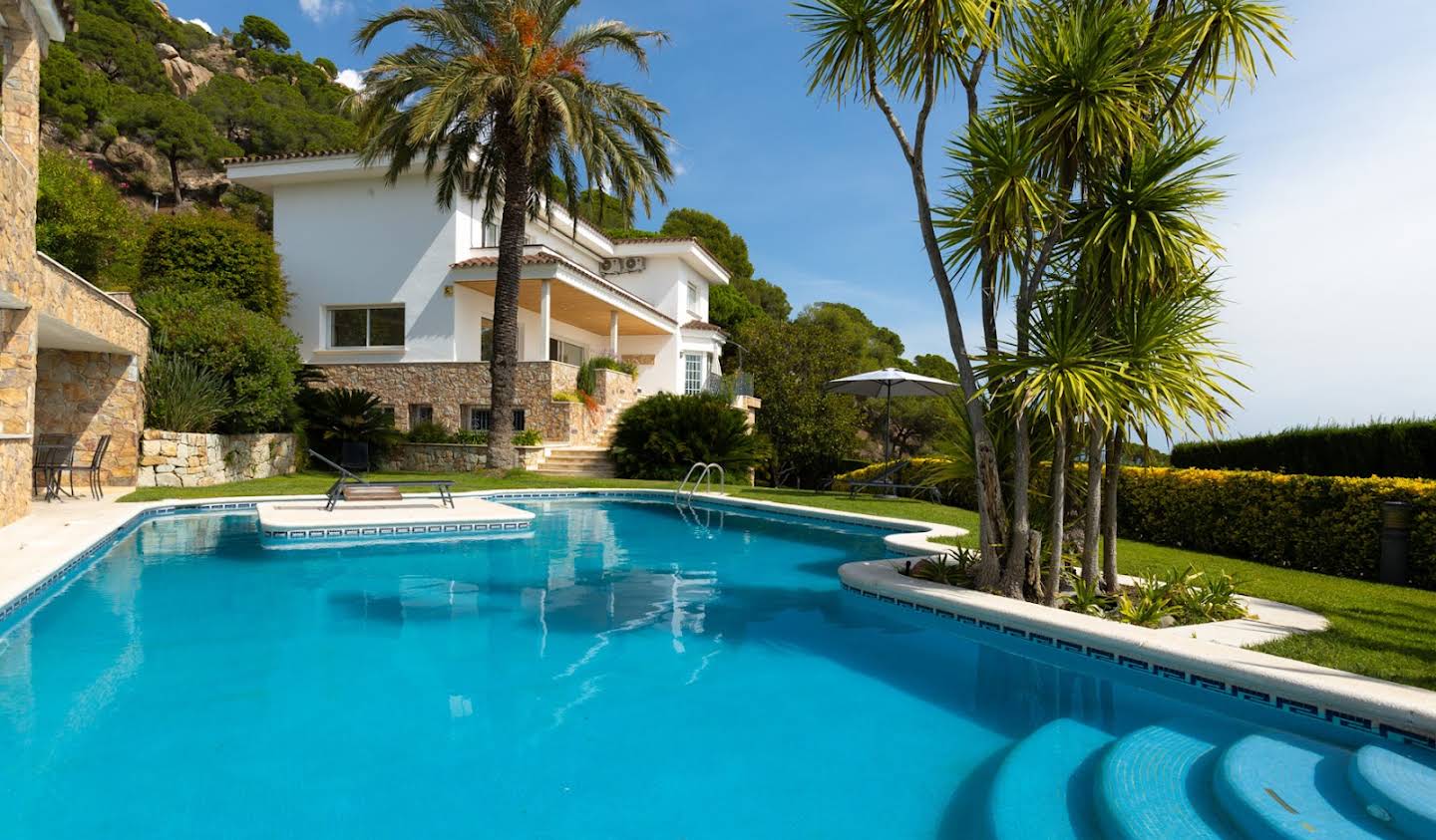 House with garden and terrace Cabrils