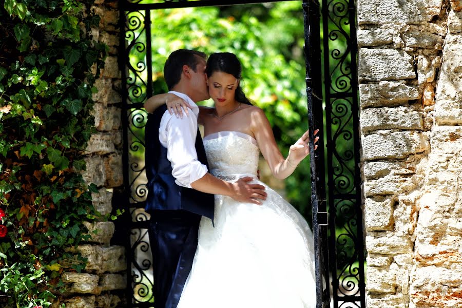 婚礼摄影师Ionel Constantinescu（nirowedding）。2014 8月29日的照片