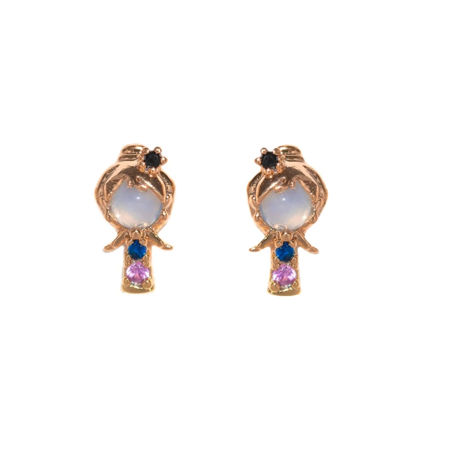 Boucles d'oreilles clous animaux de dessin animé créatifs, micro-incrustation de zircon couleur, pour un style unique et amusant.