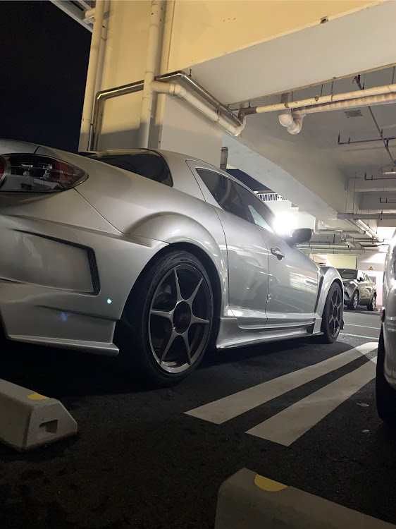 RX-8のオフ会・海ほたる・地べた撮りに関するカスタム事例の投稿画像4枚目