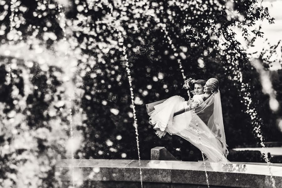 Fotógrafo de casamento Pavel Dmitriev (paveldmitriev). Foto de 30 de setembro 2020