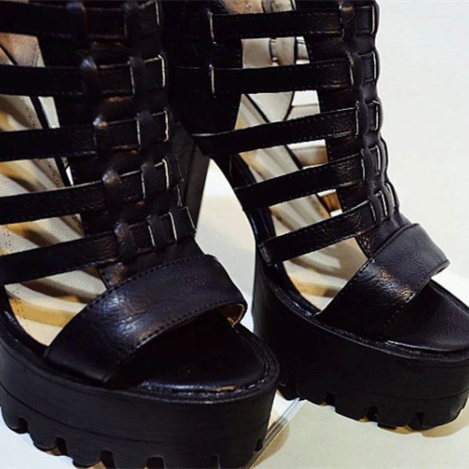 Women's Fashion Thick High Heel Sandals, stylish and comfortable. Perfect for an elegant look and ideal for many occasio