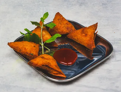 Paneer Mini Samosa