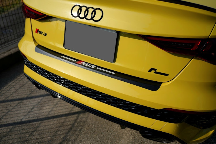 RS3 セダンのアウディ・RS3・ヘッドライトプロテクションフィルムに関するカスタム事例の投稿画像6枚目