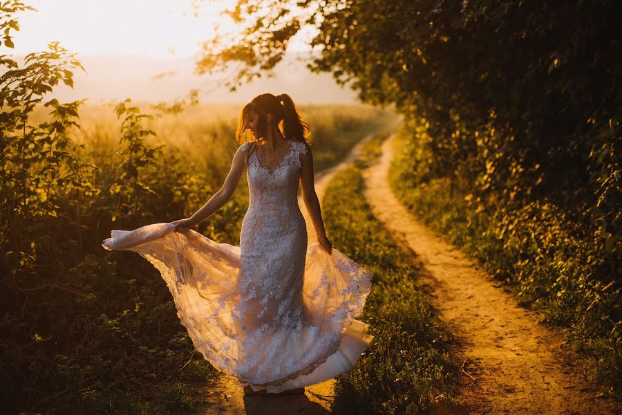 Fotografo di matrimoni Natalia Jaśkowska (jakowska). Foto del 10 ottobre 2018