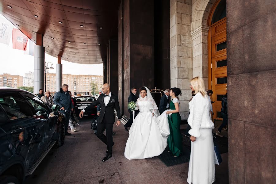 Svatební fotograf Aleksey Averin (alekseyaverin). Fotografie z 3.dubna 2018