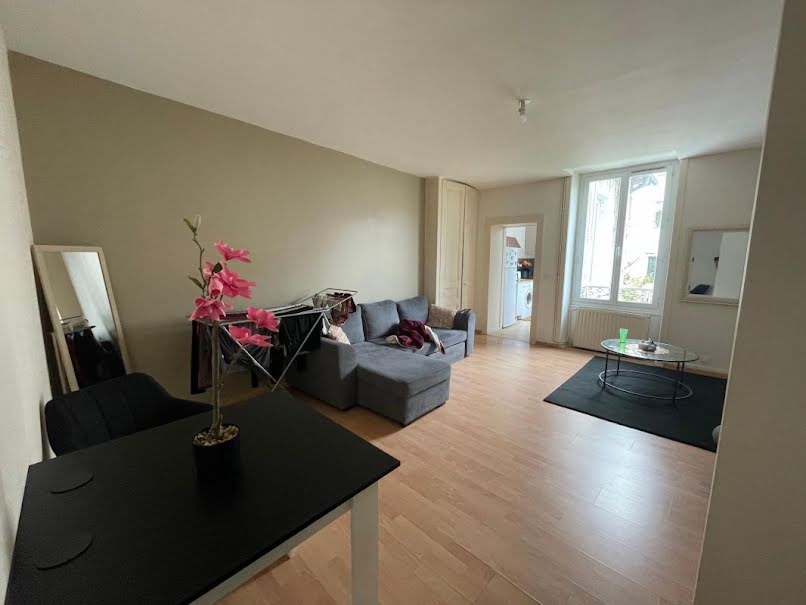 Location  appartement 2 pièces 42 m² à Limoges (87000), 480 €