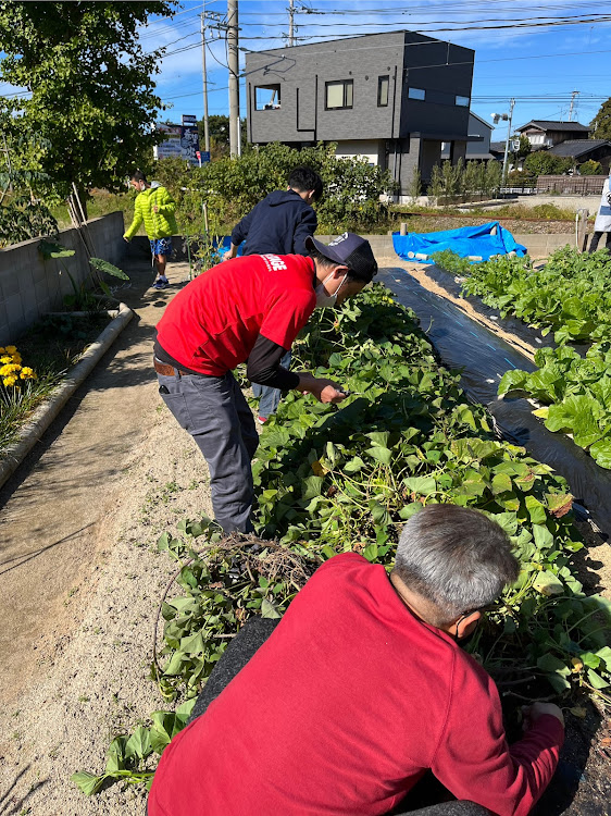 ハイエースの九州コーマンズ・芋でも喰ってろ・裸足のイトカツ・シュナさん・和劇場に関するカスタム事例の投稿画像6枚目