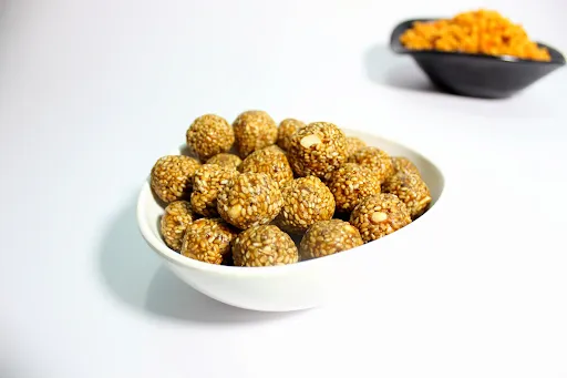 Kovilpatti Ellu Urundai (White Sesame) - 10 Pieces