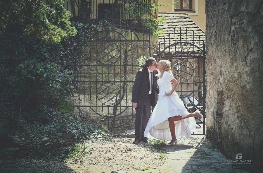 Fotógrafo de casamento Fábián Gábor (osvenyfilm). Foto de 18 de maio 2023