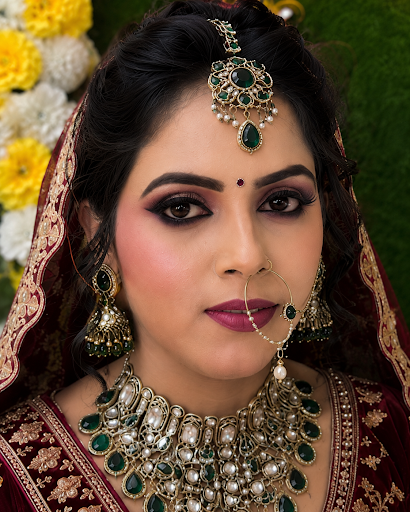 Arti Makeovers & Beauty Salon — business photo 8