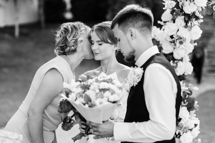 婚禮攝影師Nikita Olenev（oleneff）。2023 7月5日的照片