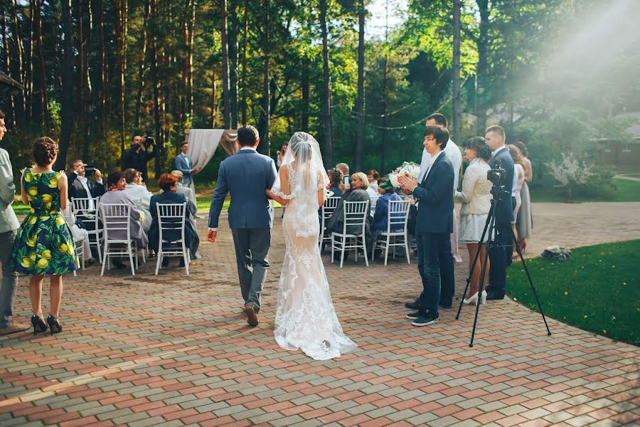 婚禮攝影師Lena Astafeva（tigrdi）。2018 4月30日的照片