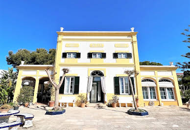 House with pool and terrace 3