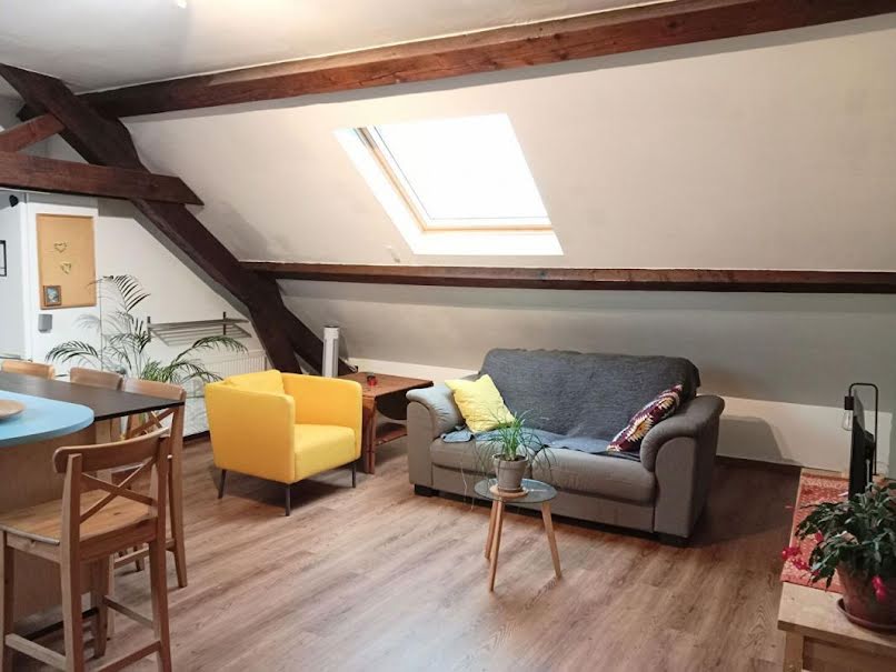 Location meublée appartement 2 pièces 44 m² à Reims (51100), 600 €