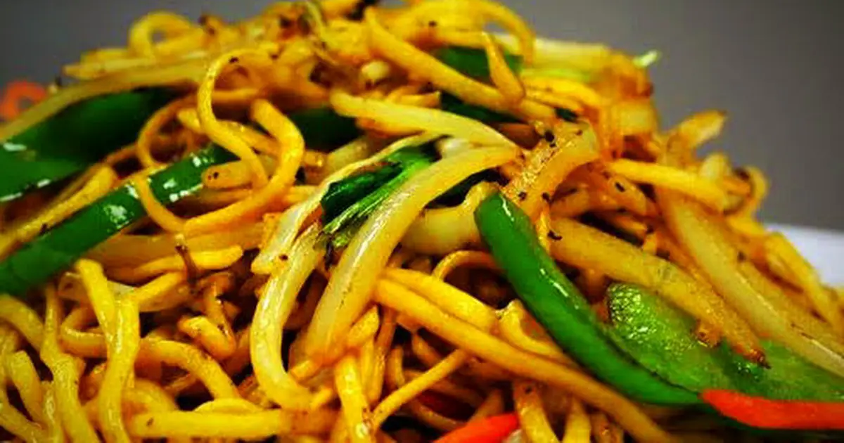 Yakisoba - Jo Cooks