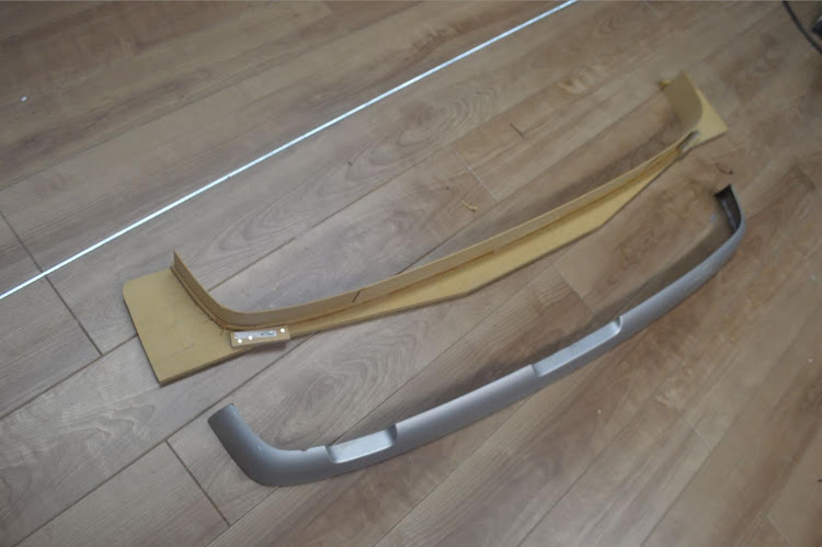 アルトラパンのHE21S・フロントリップスポイラー・フロントリップスポイラー製作に関するカスタム事例の投稿画像4枚目