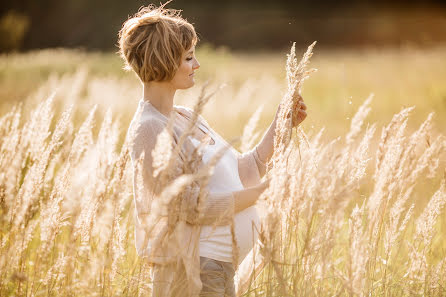 Wedding photographer Olga Kochetova (okochetova). Photo of 1 September 2016