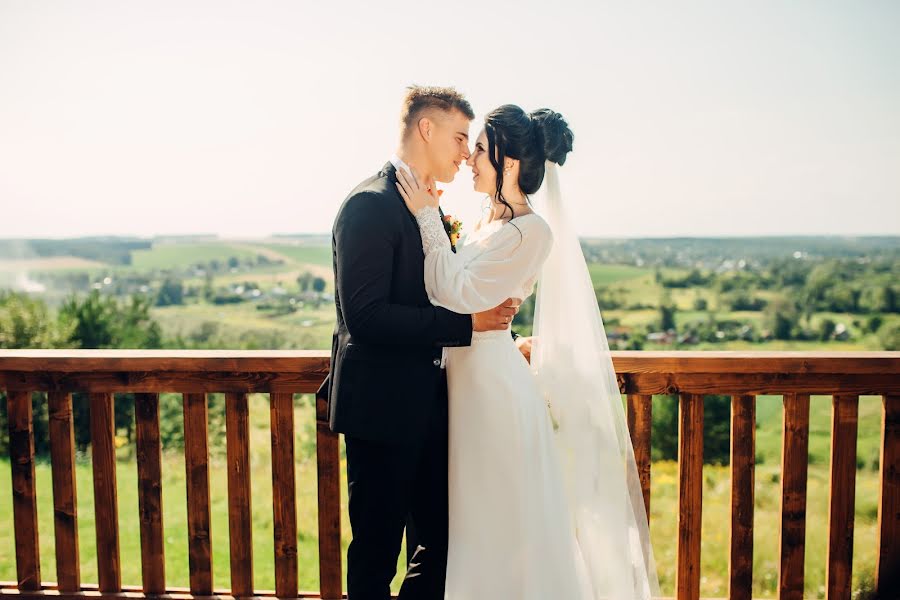 Fotógrafo de casamento Masha Rybina (masharybina). Foto de 1 de abril 2018