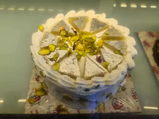 Kaju Katli Cake [500 Grams]